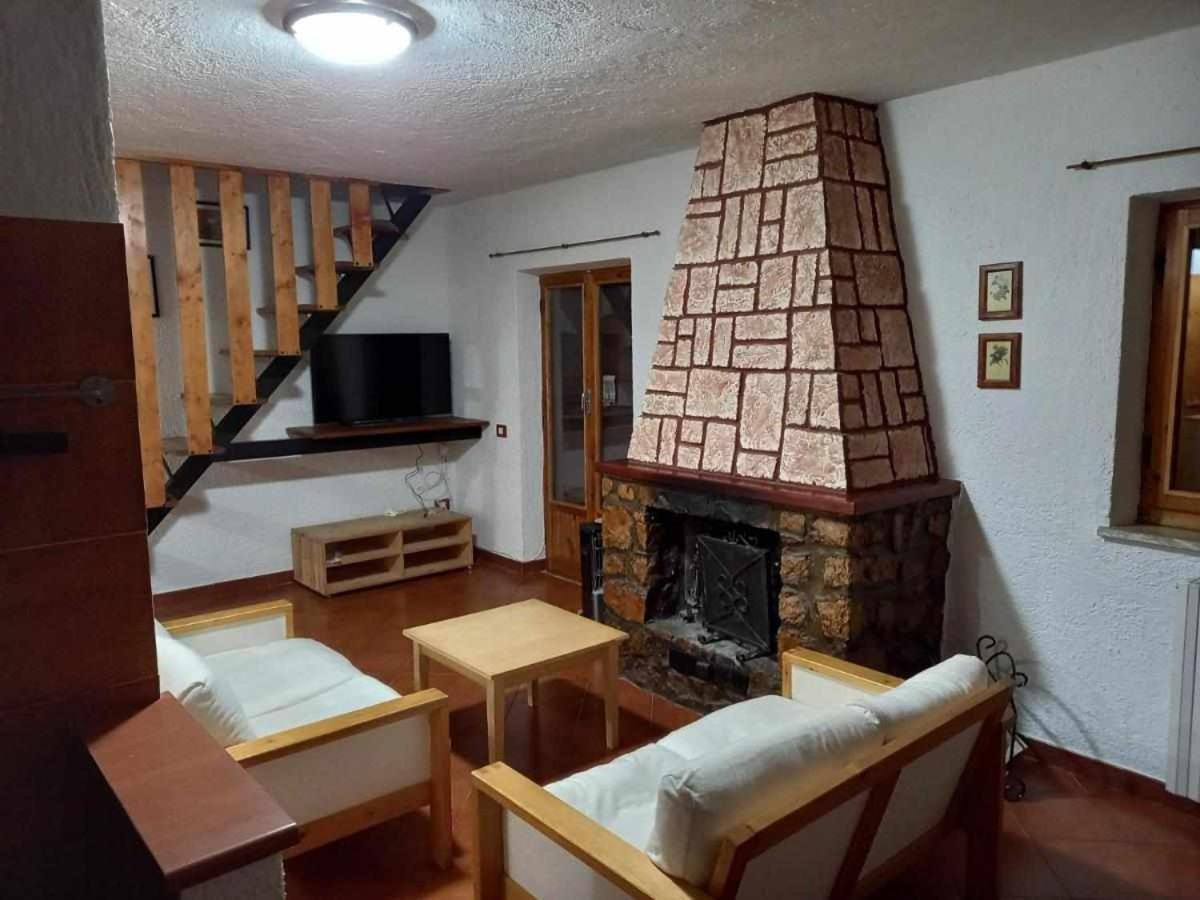 Casa Vacanza Le Viste Serrone Екстериор снимка