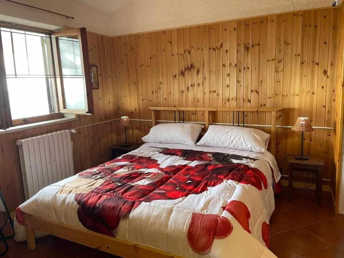 Casa Vacanza Le Viste Serrone Екстериор снимка