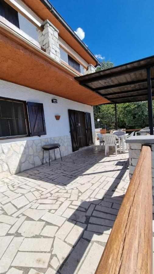 Casa Vacanza Le Viste Serrone Екстериор снимка