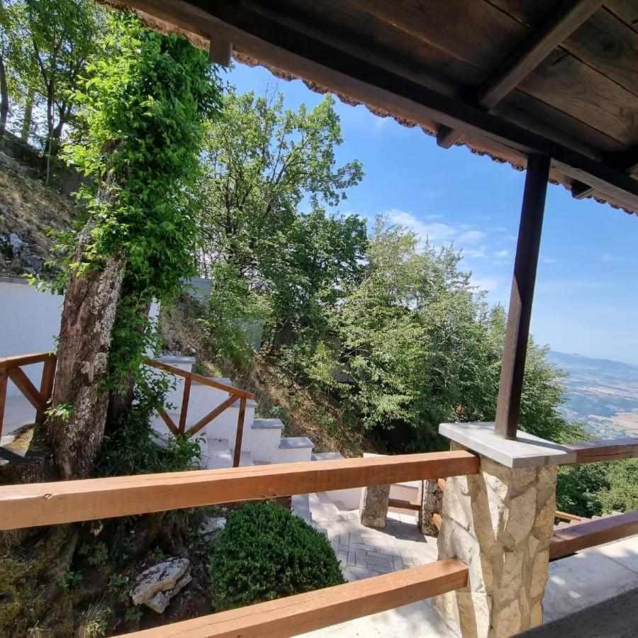 Casa Vacanza Le Viste Serrone Екстериор снимка